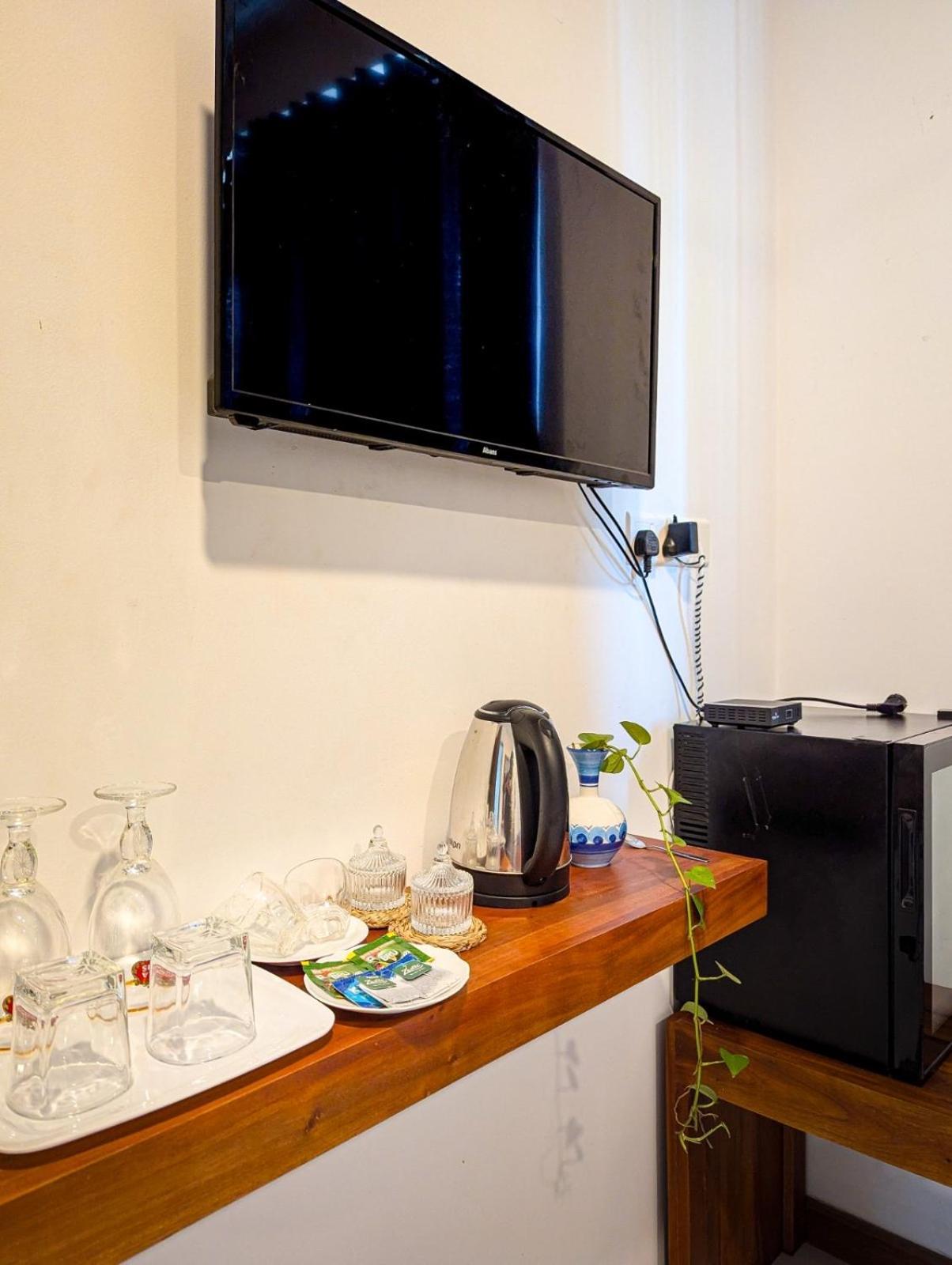 Airport Hotel By Cmb Apartments Negombo Dış mekan fotoğraf